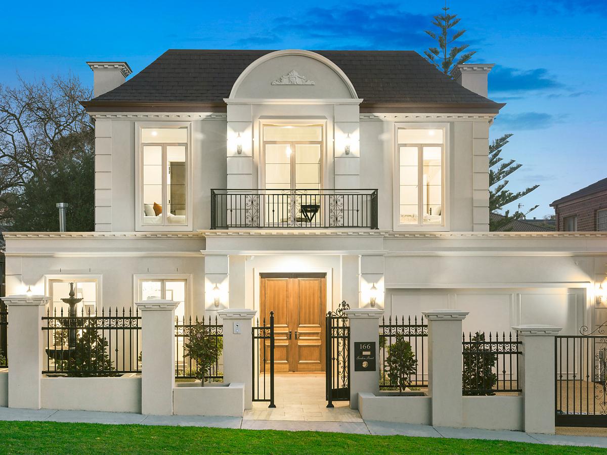 166 Gordon Street BALWYN