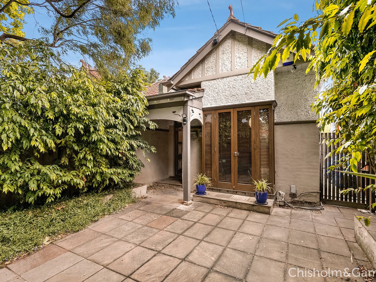 16 Addison Street ELWOOD