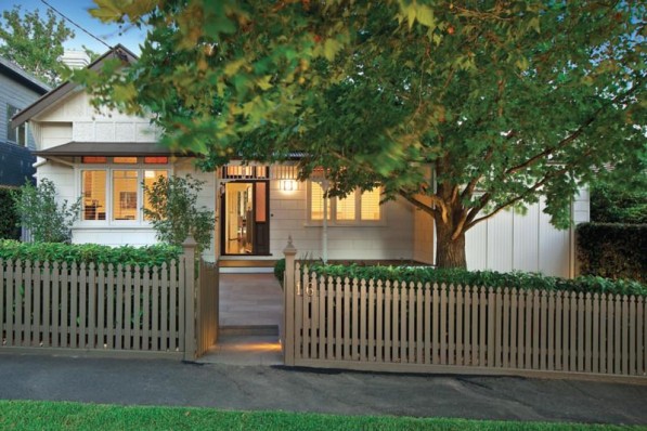 16 Daphne Street CANTERBURY