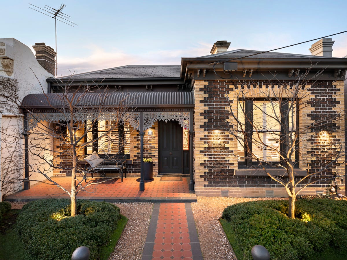 16 Greig Street ALBERT PARK