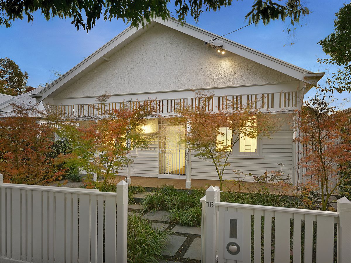 16 Manchester Street HAWTHORN
