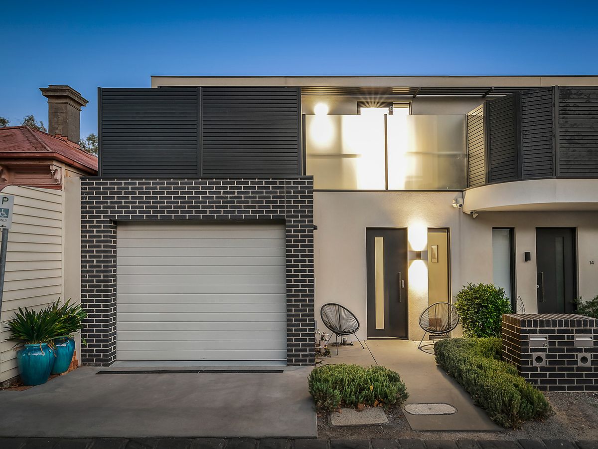 16 Nelson Street PORT MELBOURNE