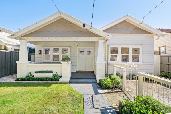 16 Susan Street SANDRINGHAM