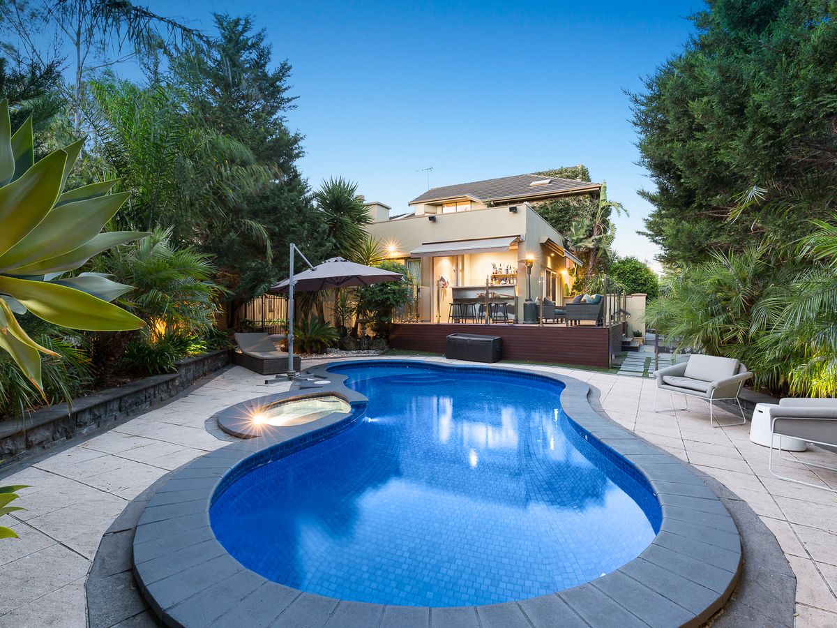 17-19 Thornbury Crescent MALVERN EAST