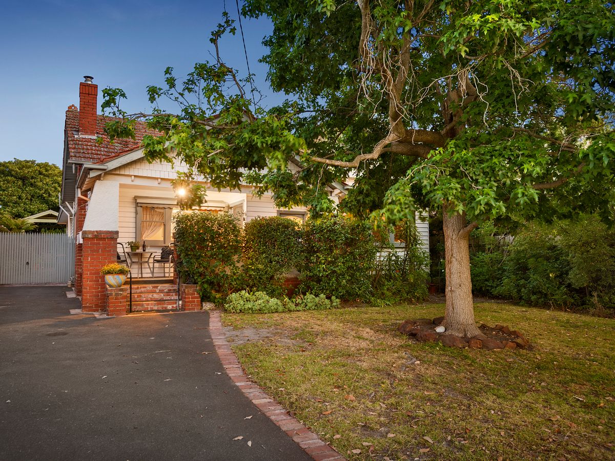 17 Alfred Road GLEN IRIS
