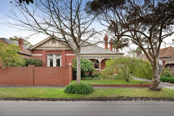 17 Douglas Street MALVERN EAST
