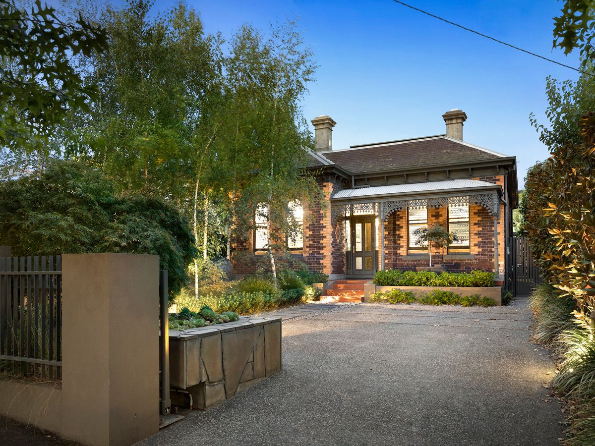 17 Fermanagh Road CAMBERWELL
