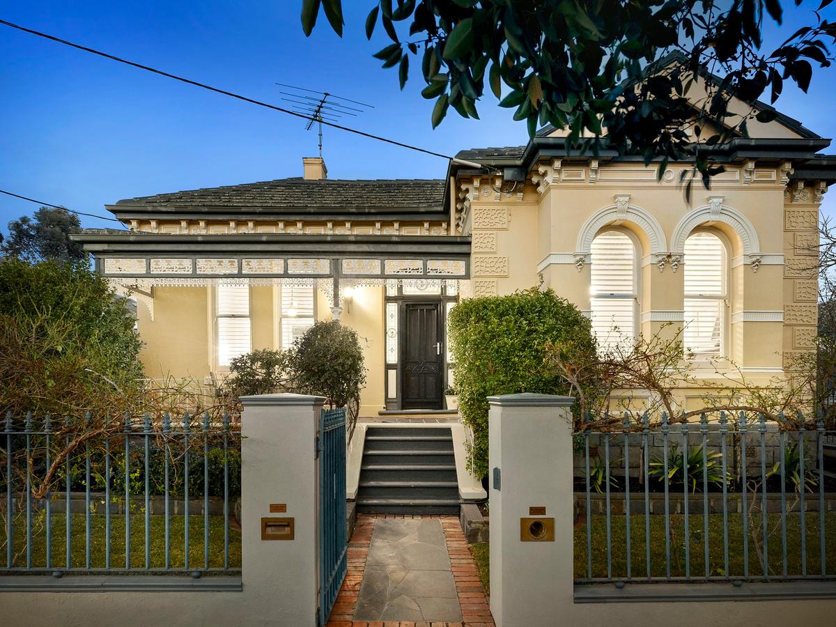 17 Gisborne Street ELSTERNWICK