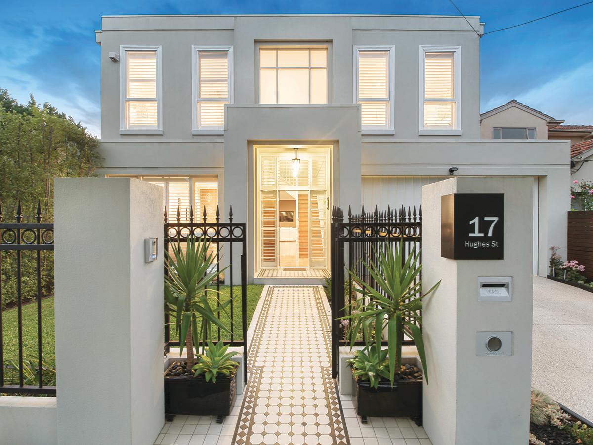 17 Hughes Street BRIGHTON EAST