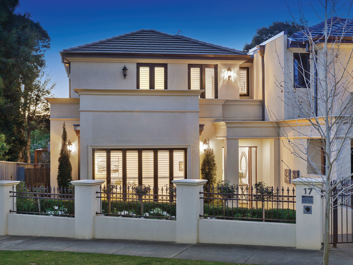 17 Northcote Avenue BALWYN