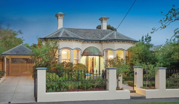 17 Russell Street CAMBERWELL
