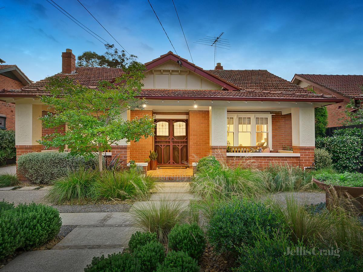 17 Serrell Street MALVERN EAST