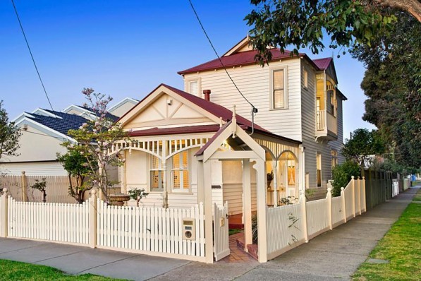 17 Susan Street SANDRINGHAM