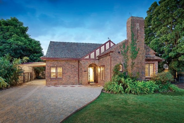 17 Warida Avenue MALVERN EAST