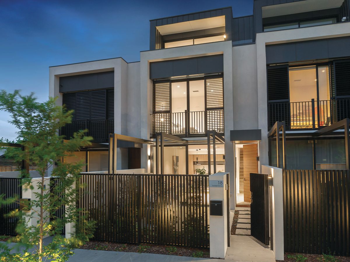 18/72 Serrell Street MALVERN EAST