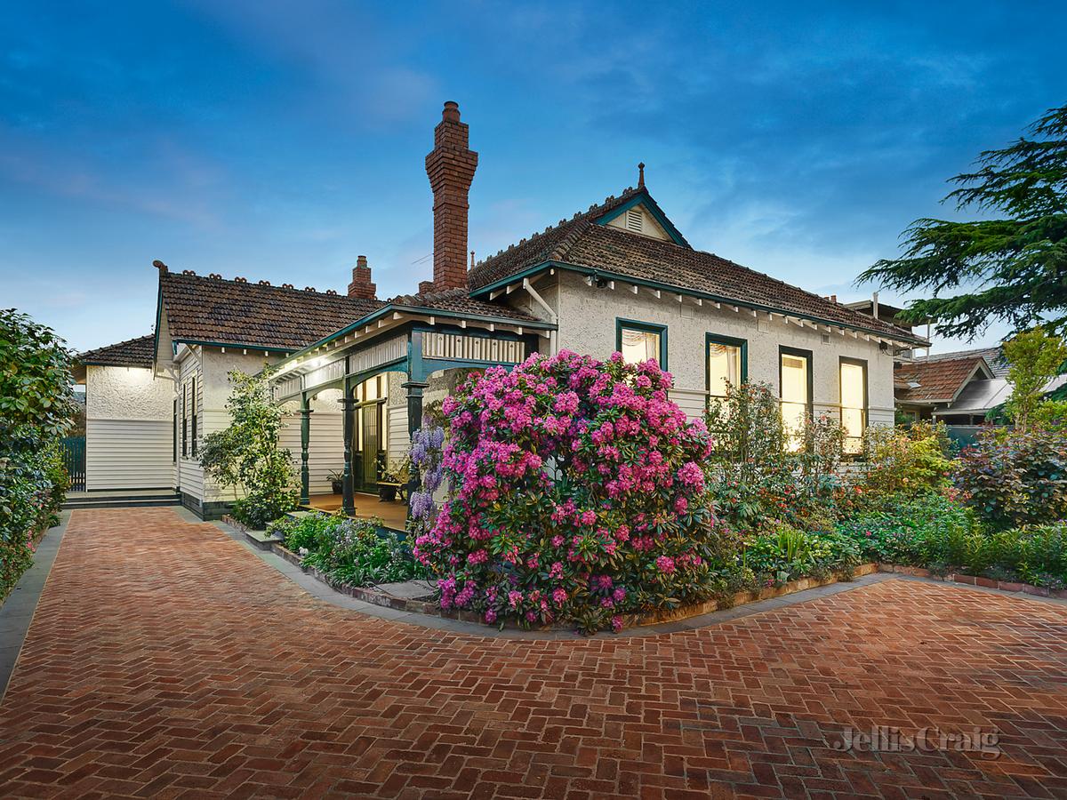 183 Cotham Road KEW