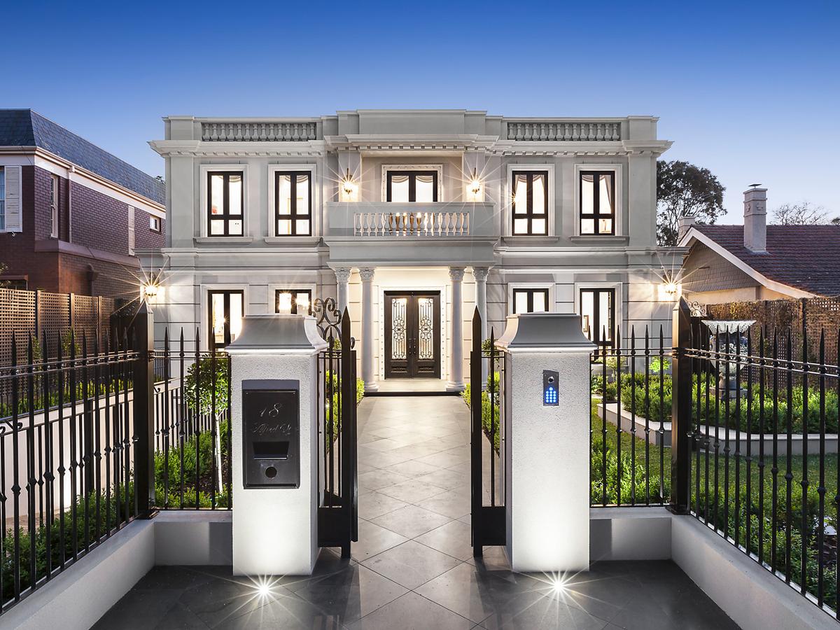 18 Alfred Street KEW