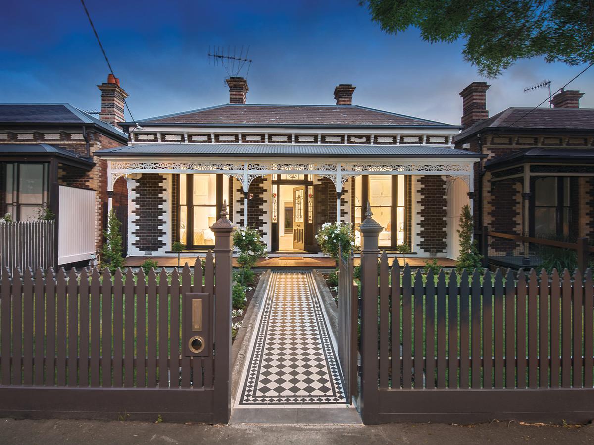 18 Greville Street PRAHRAN