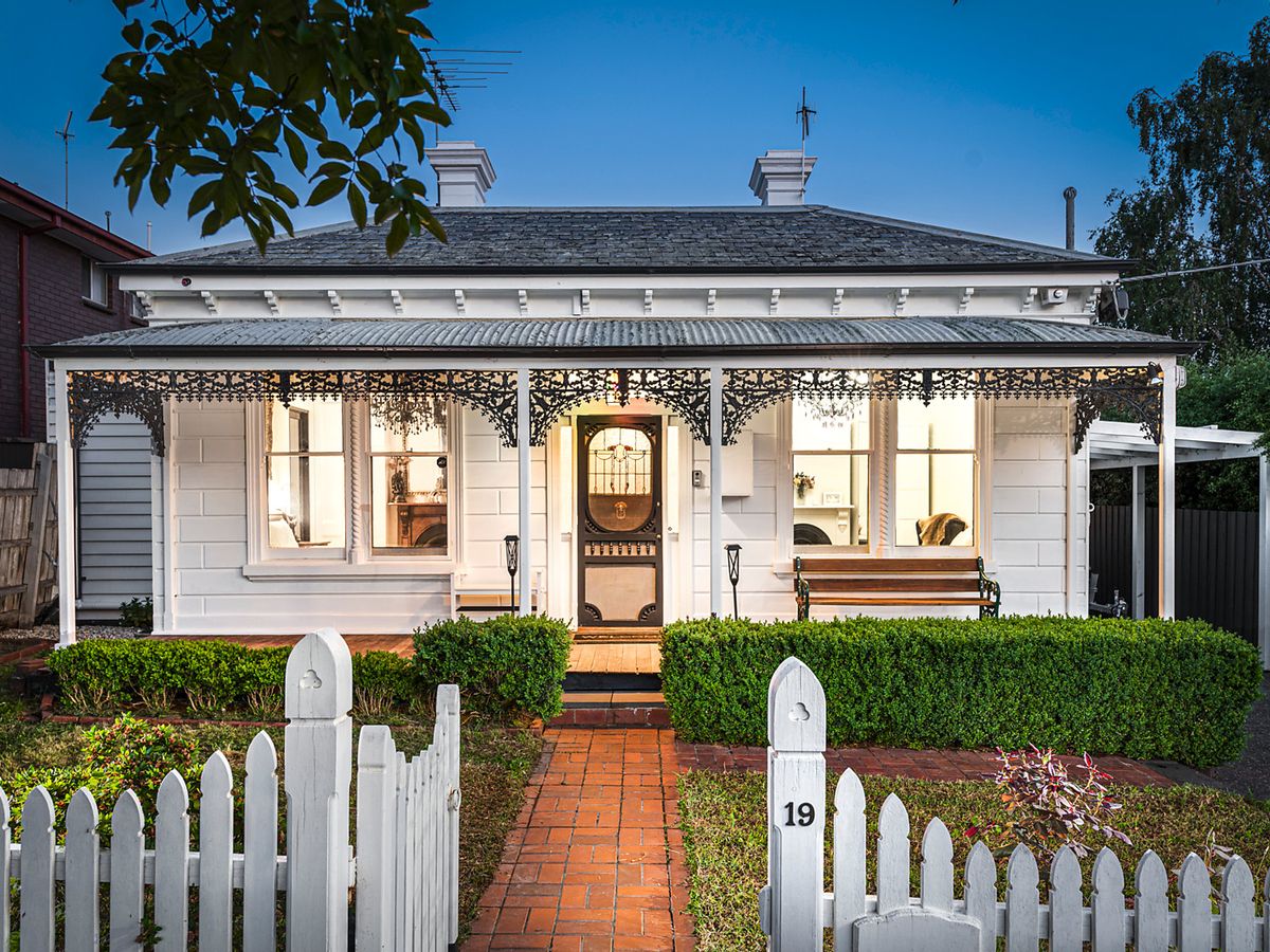 19 Bayview Avenue HAWTHORN EAST