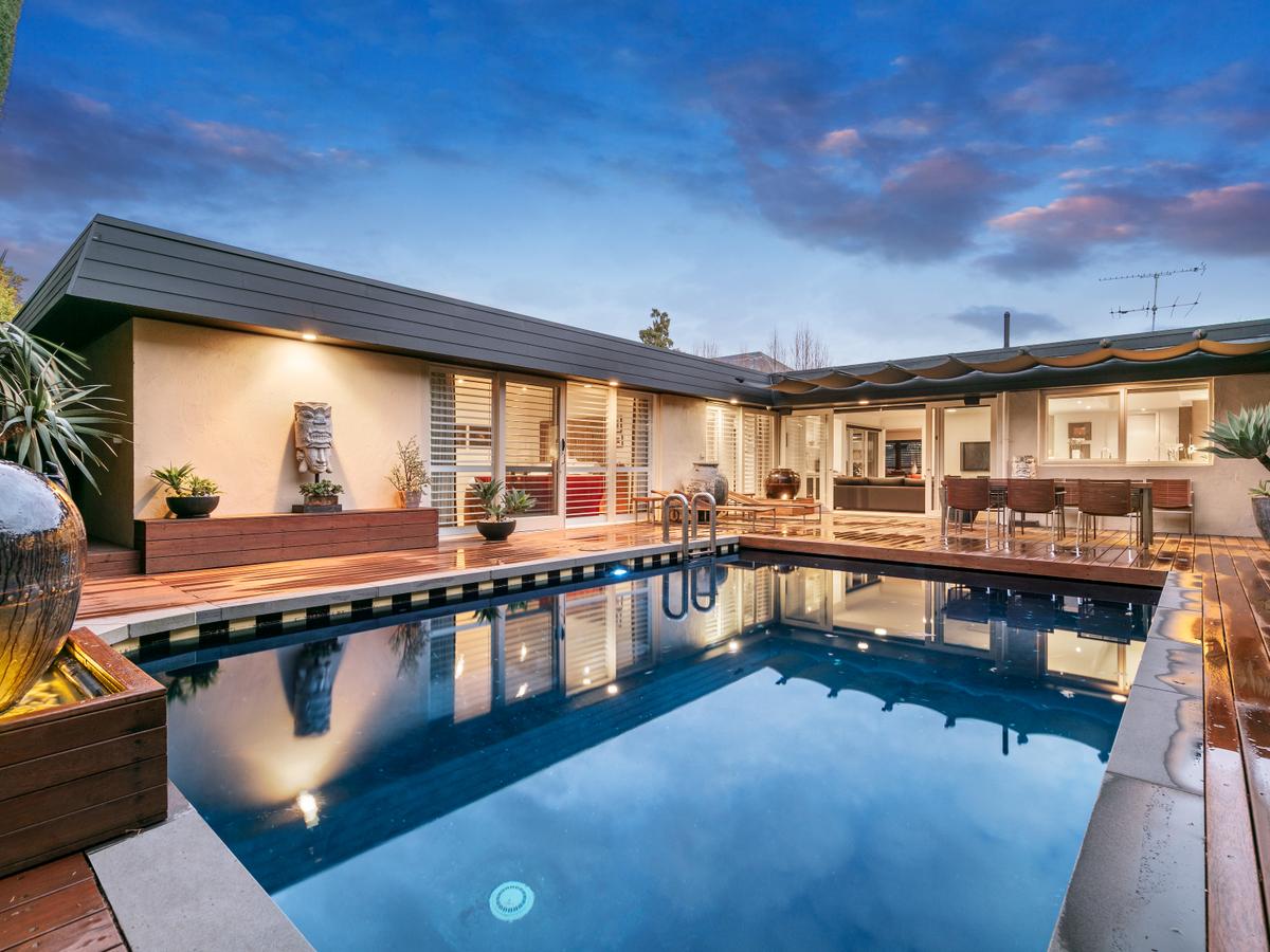 19 Devorgilla Avenue TOORAK