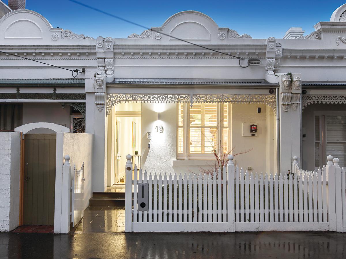 19 Greig Street ALBERT PARK