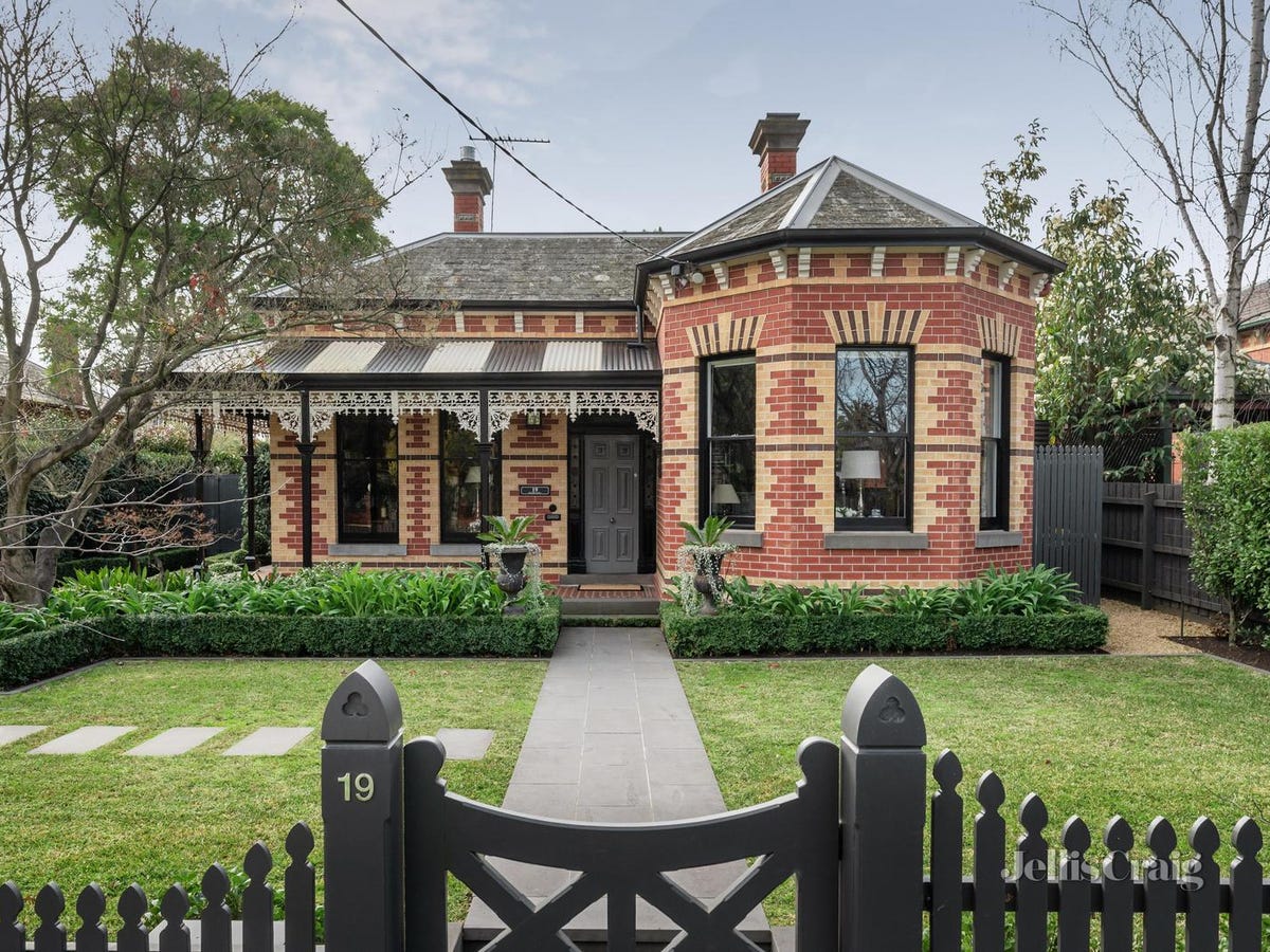 19 Kintore Street CAMBERWELL