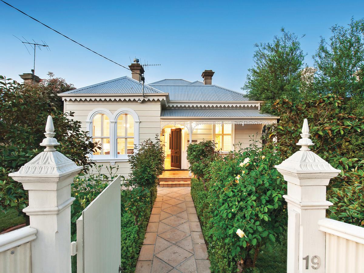 19 Liddiard Street HAWTHORN