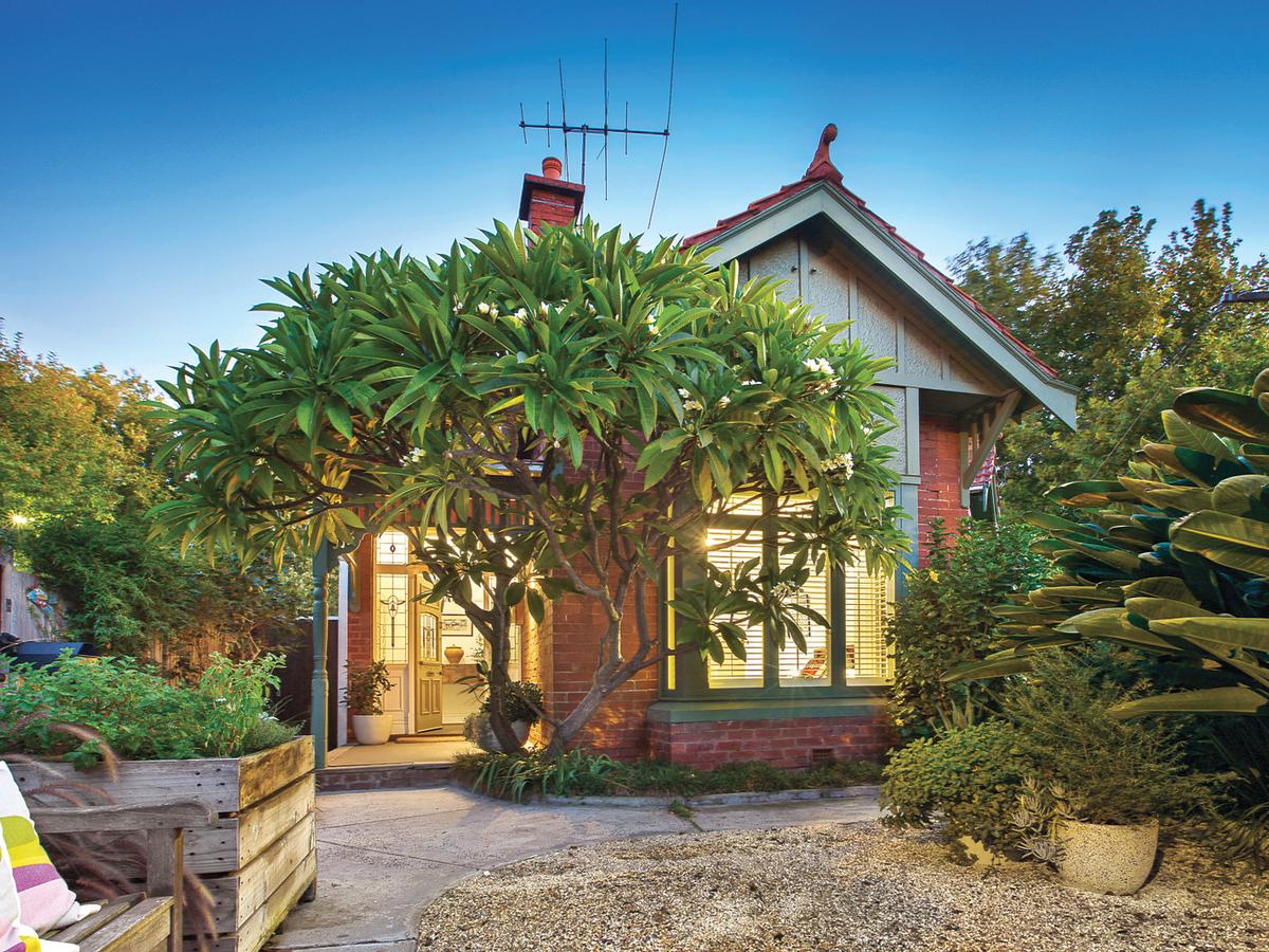1 Addison Street ELWOOD