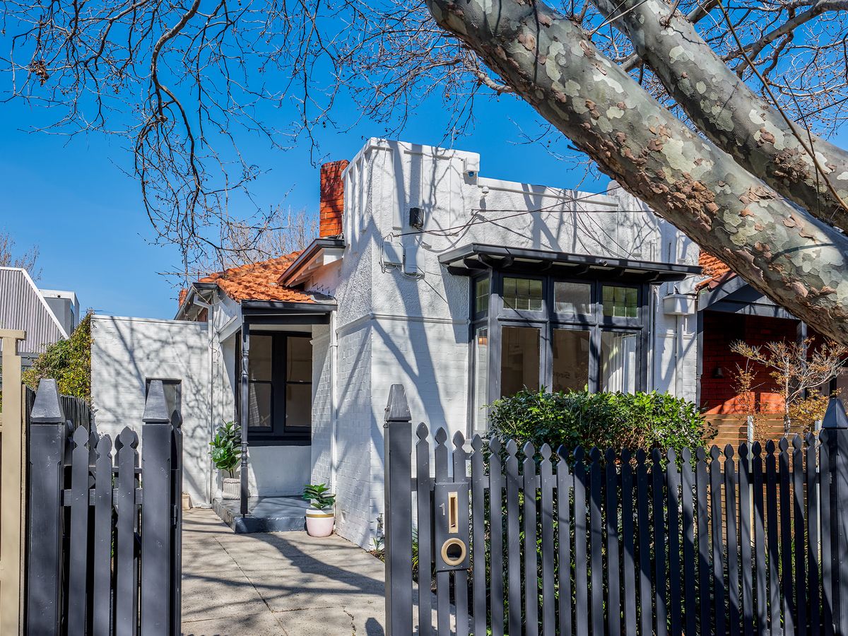 1 Bluff Avenue ELWOOD