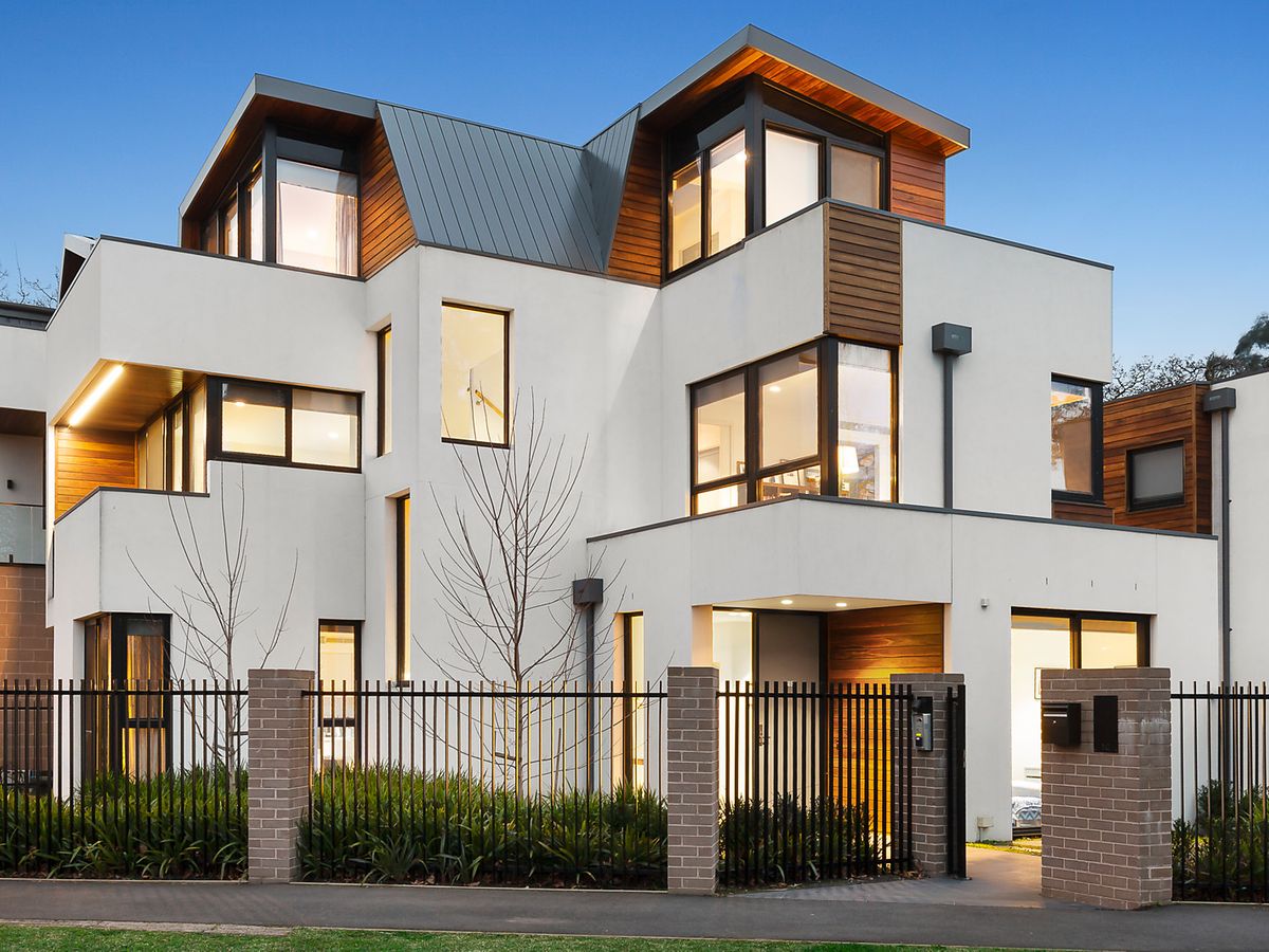 1C Mangarra Road CANTERBURY