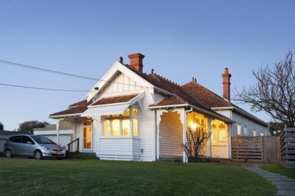 1 Fernhill Road North  SANDRINGHAM