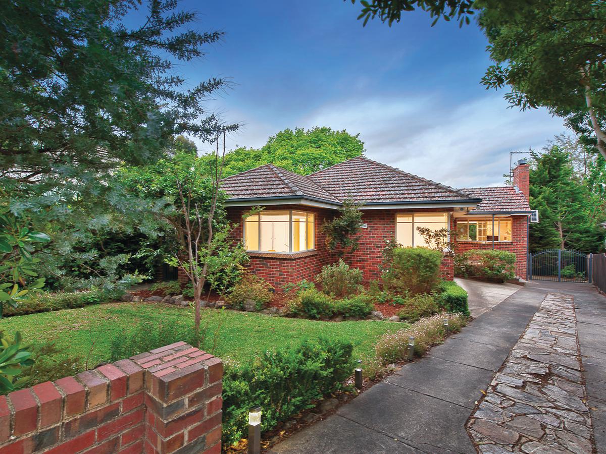 1 Grace Court MONT ALBERT