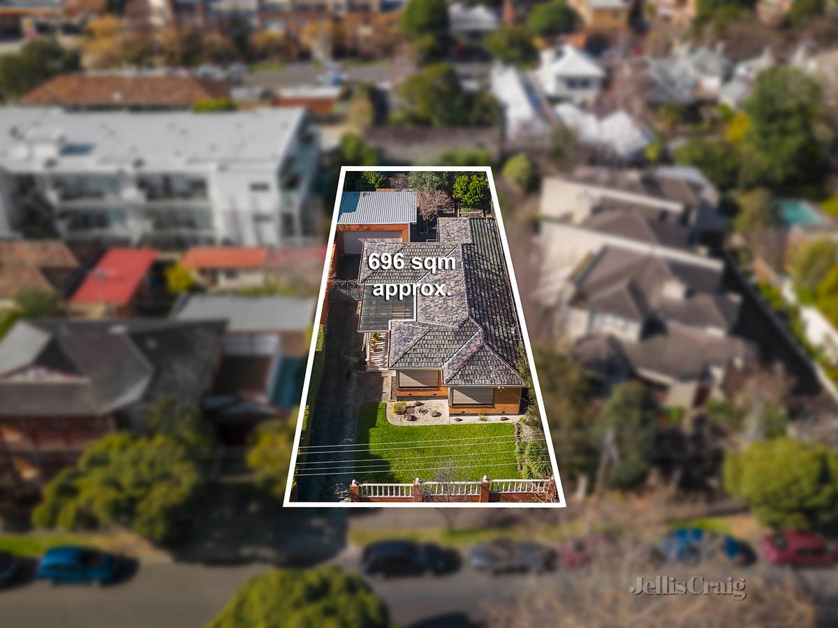 1 Illawarra Road HAWTHORN