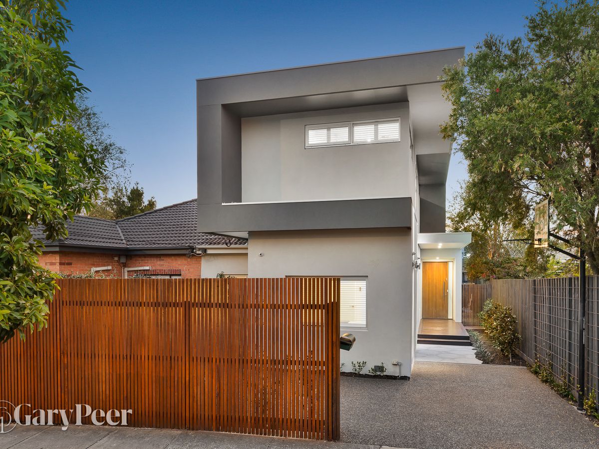 1 Narrawong Crescent CAULFIELD SOUTH