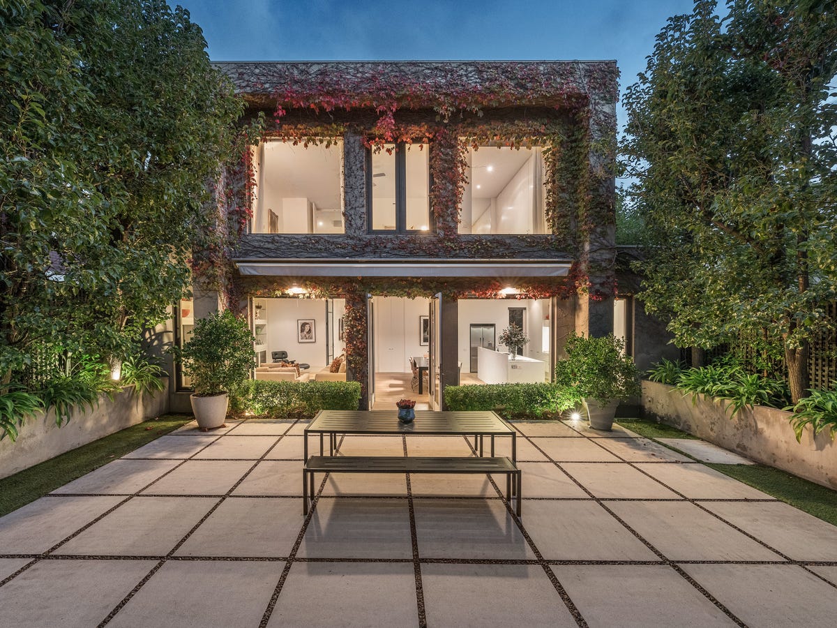 1 Sargood Street TOORAK