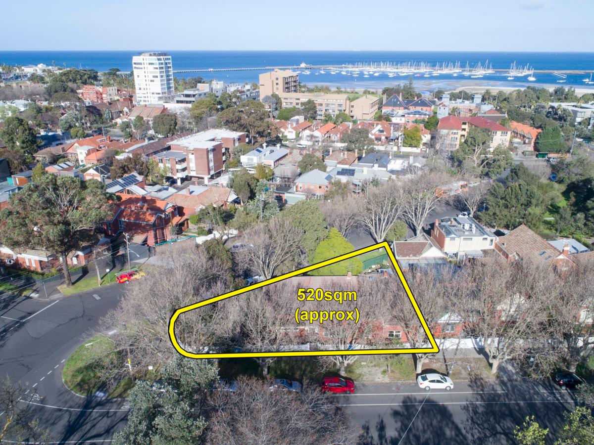 1 York Street ST KILDA WEST