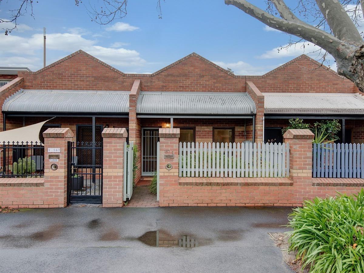 2/187 Clark Street PORT MELBOURNE