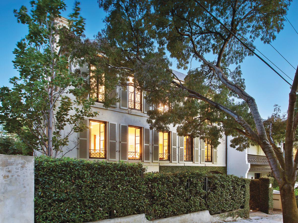2/20 Avoca Street SOUTH YARRA