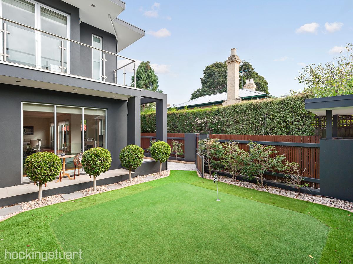 2/29 Lewisham Road PRAHRAN