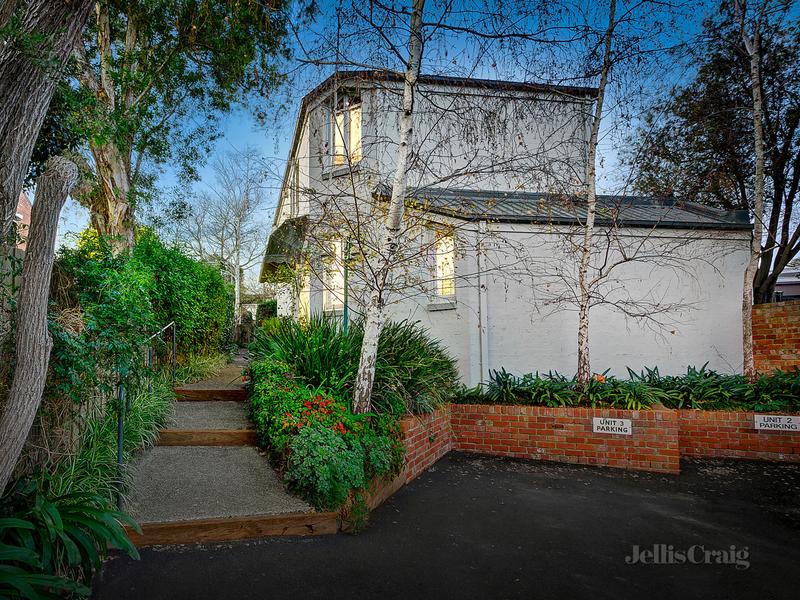 2/31 Rathmines Road HAWTHORN EAST