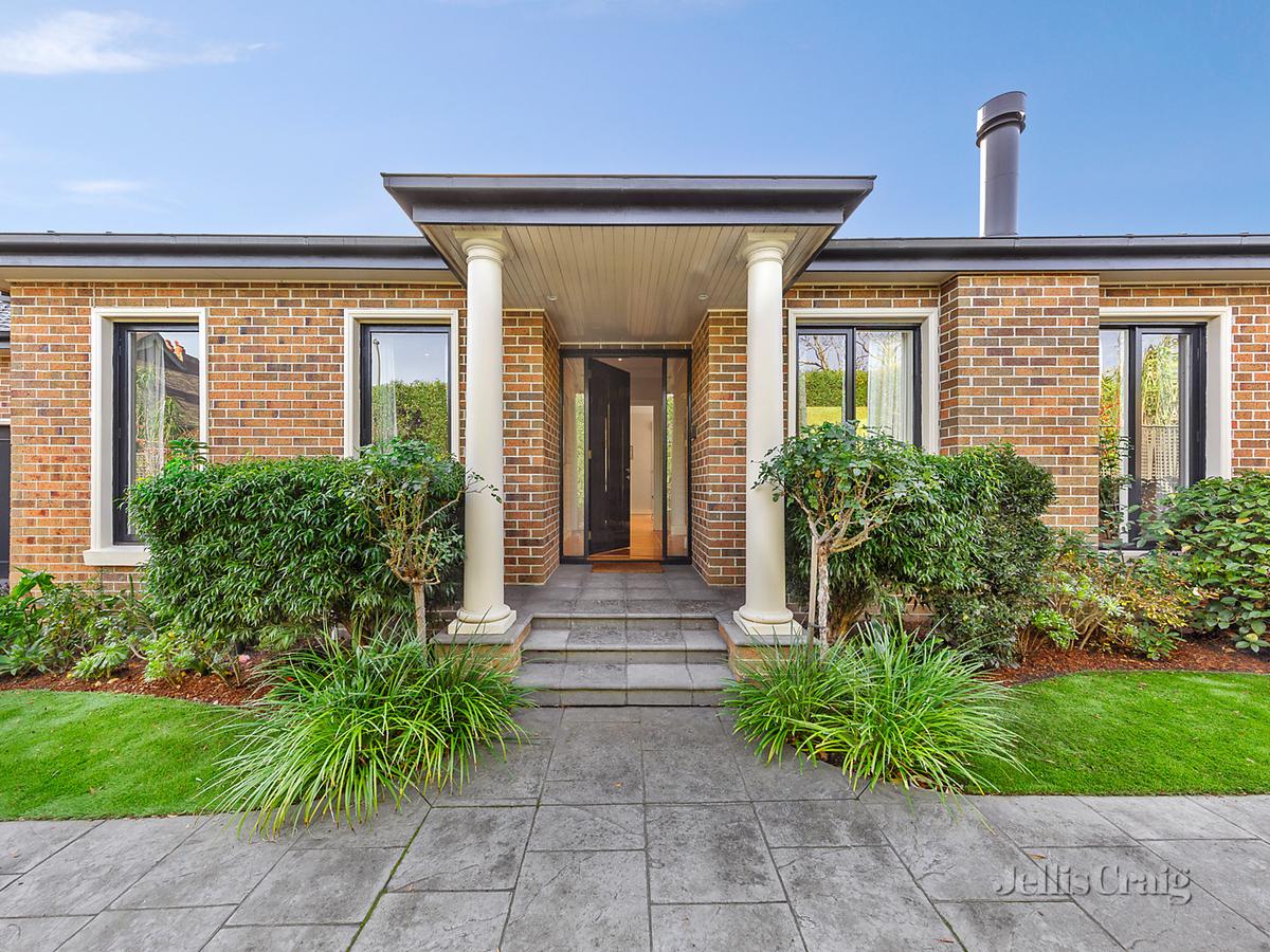 2/34 Faversham Road CANTERBURY