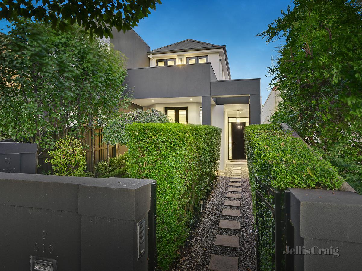2/516 Tooronga Road HAWTHORN EAST