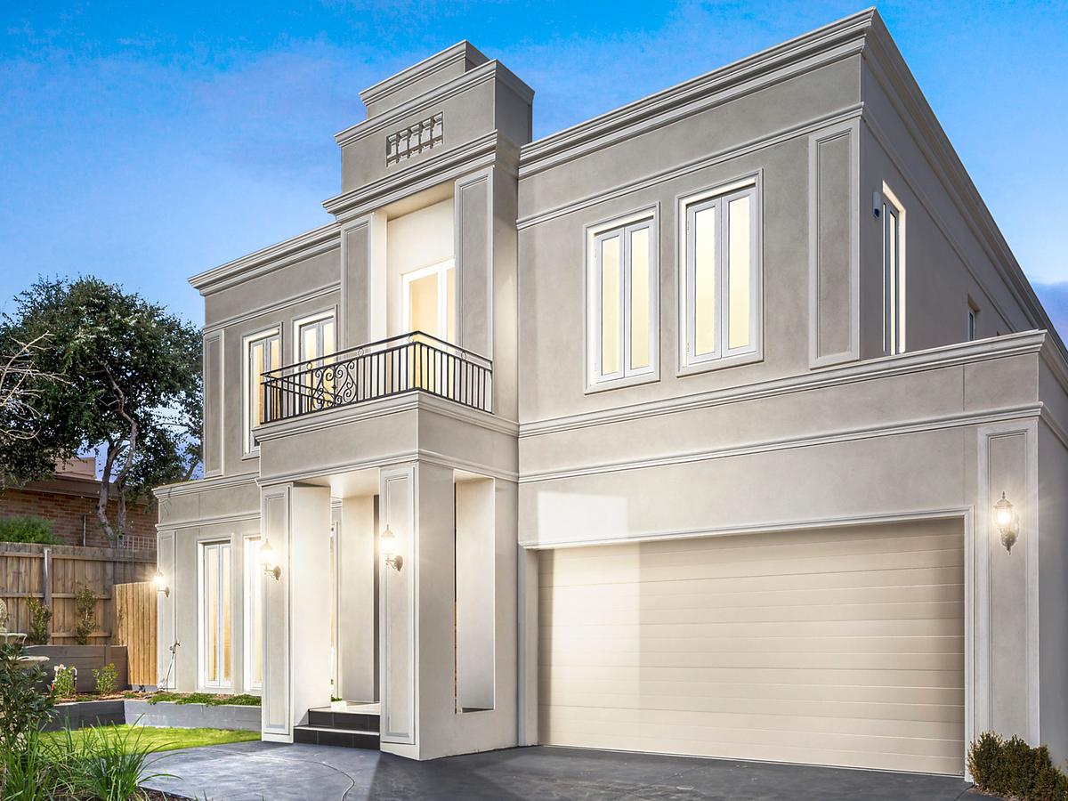 2/60A Yerrin Street BALWYN