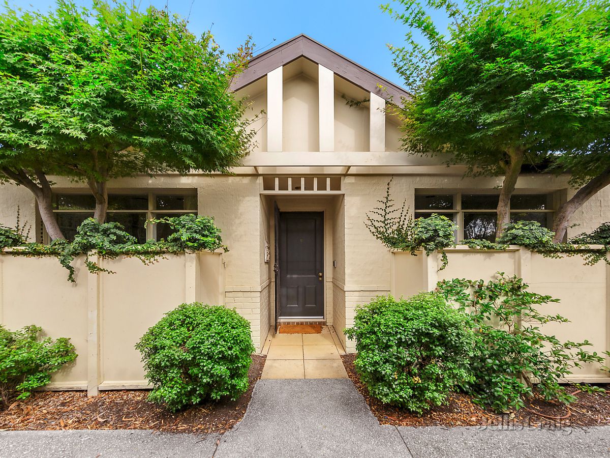 2/73 Beaver Street MALVERN EAST