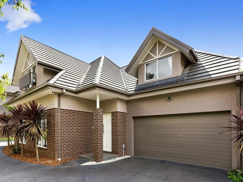 2/8 Evelina Street BALWYN