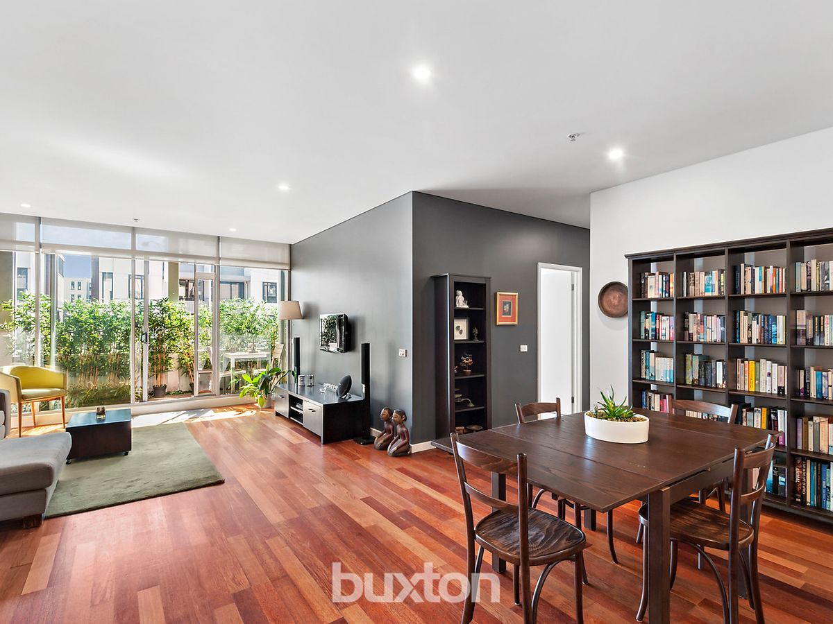 202B/84 Bay Street PORT MELBOURNE