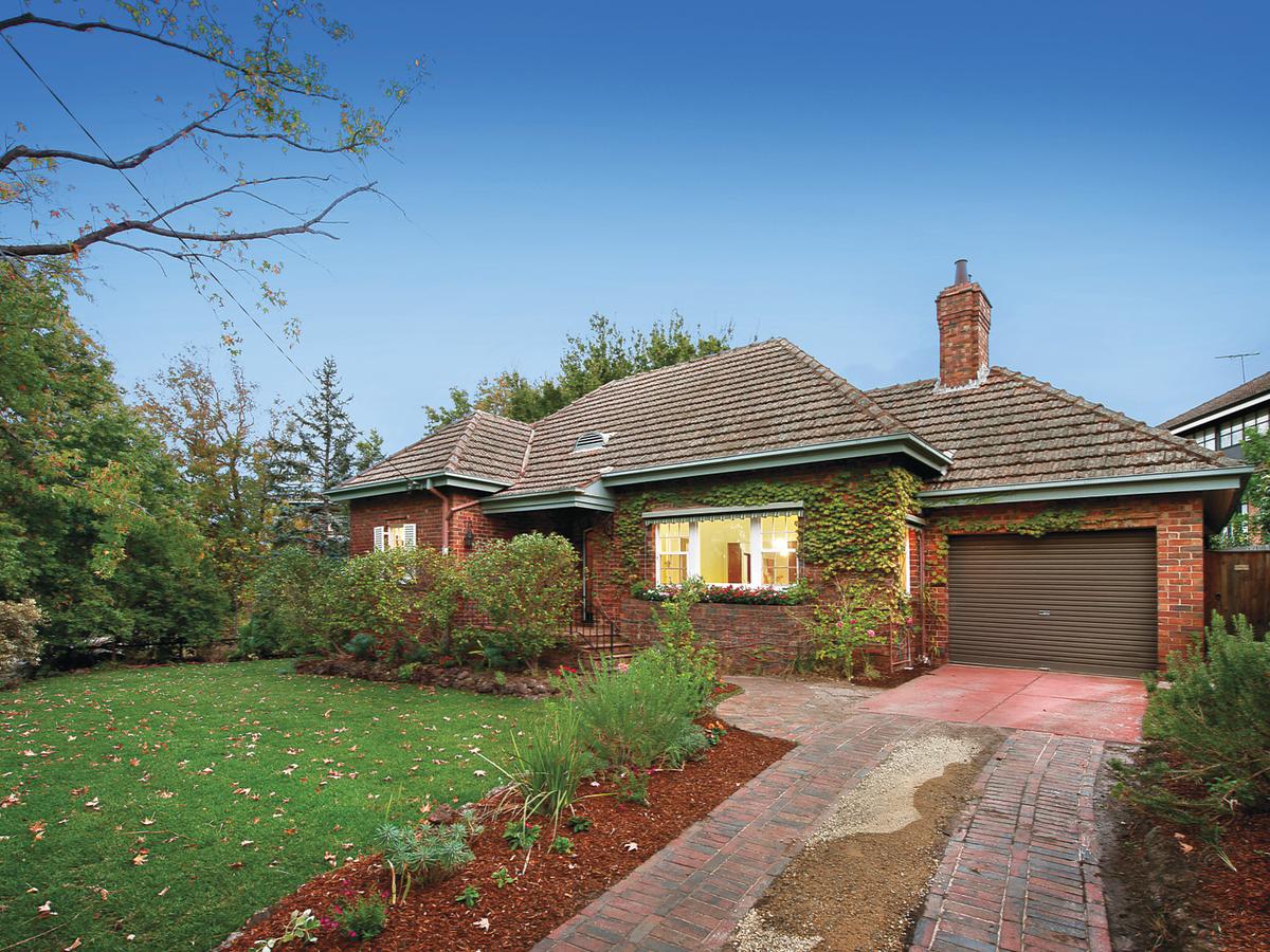20 Lansell Crescent CAMBERWELL