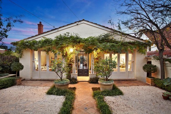 20 Mayfield Avenue MALVERN