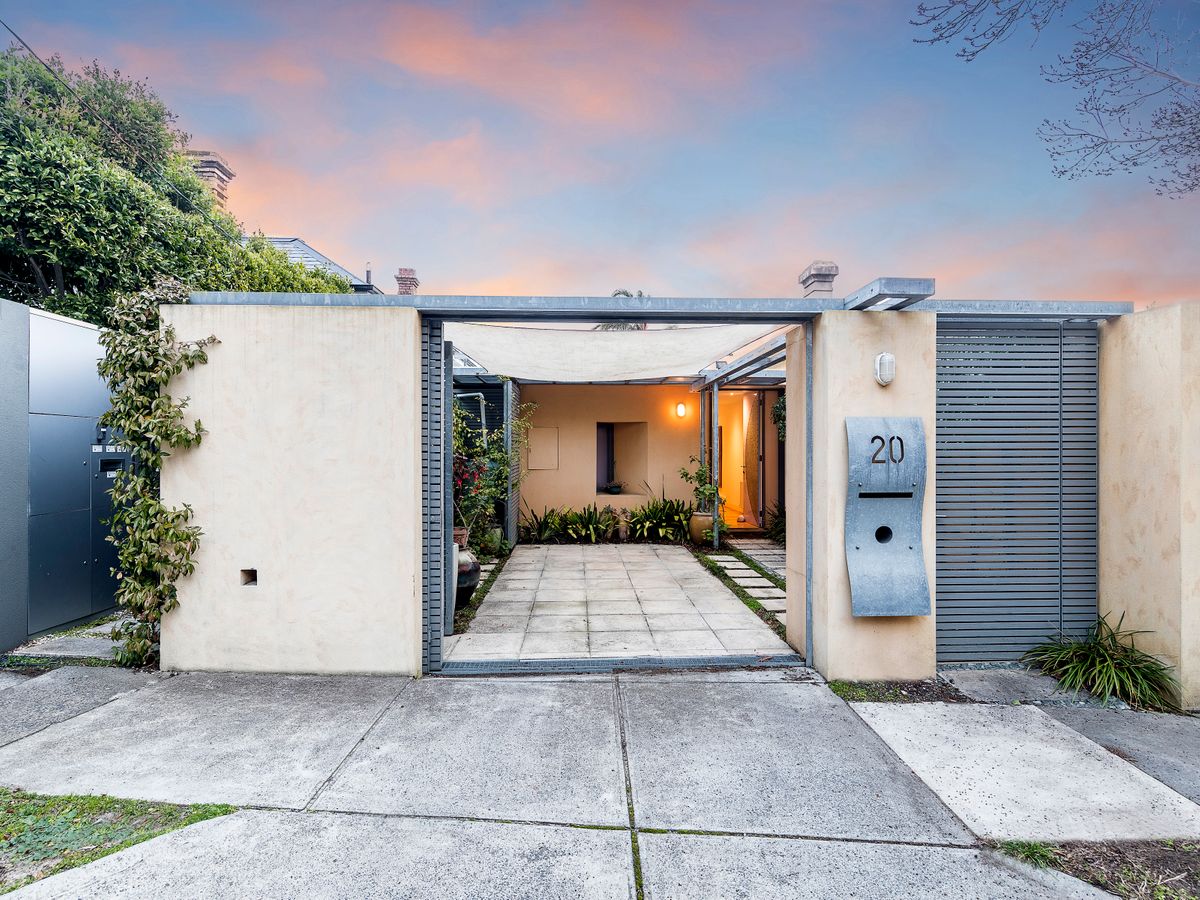 20 Woodside Crescent TOORAK