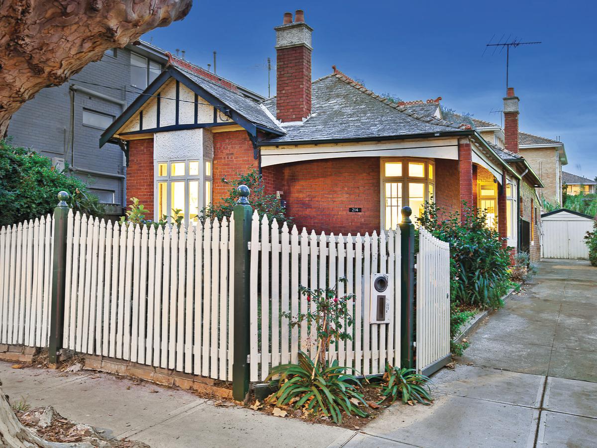 214 Alma Road ST KILDA EAST